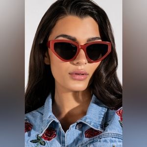 Femme Cateye Sunglass, Red Frame, O/S